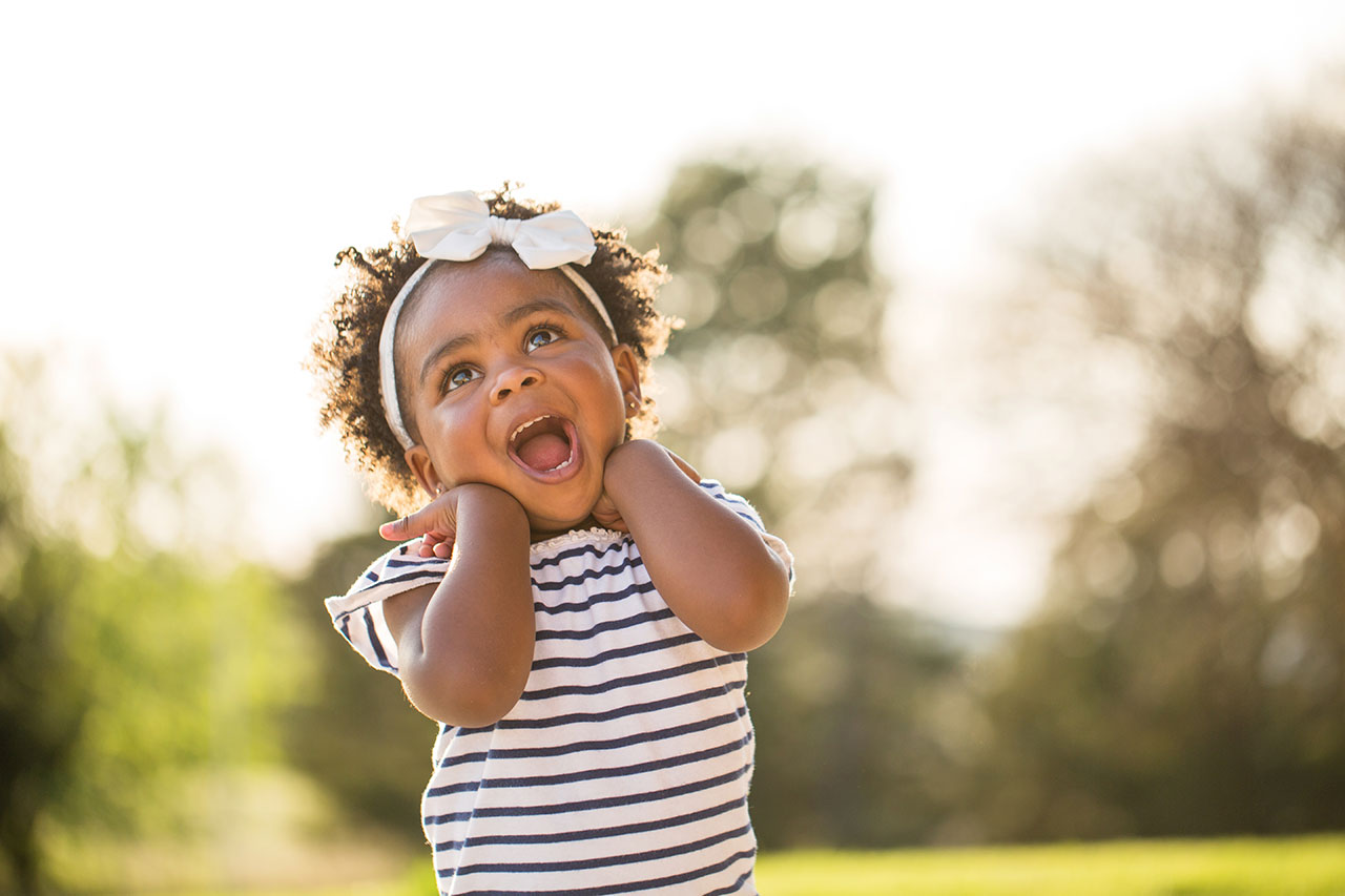 Pediatric Smiles Dentistry | Thumb Sucking and Pacifier Use: When Can These Habits Affect a Child’s Teeth?